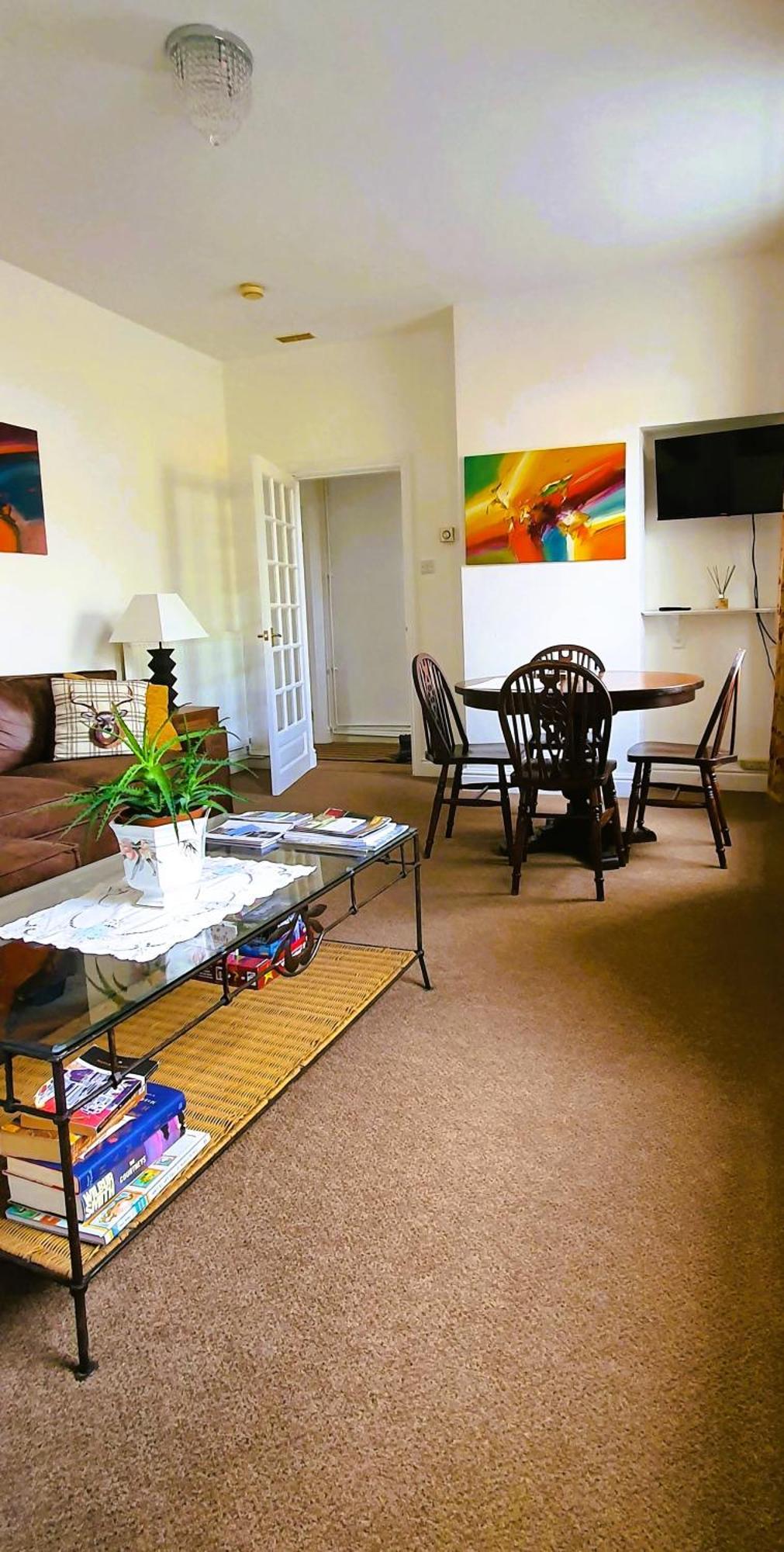 Station Cottage 霍伊斯 外观 照片
