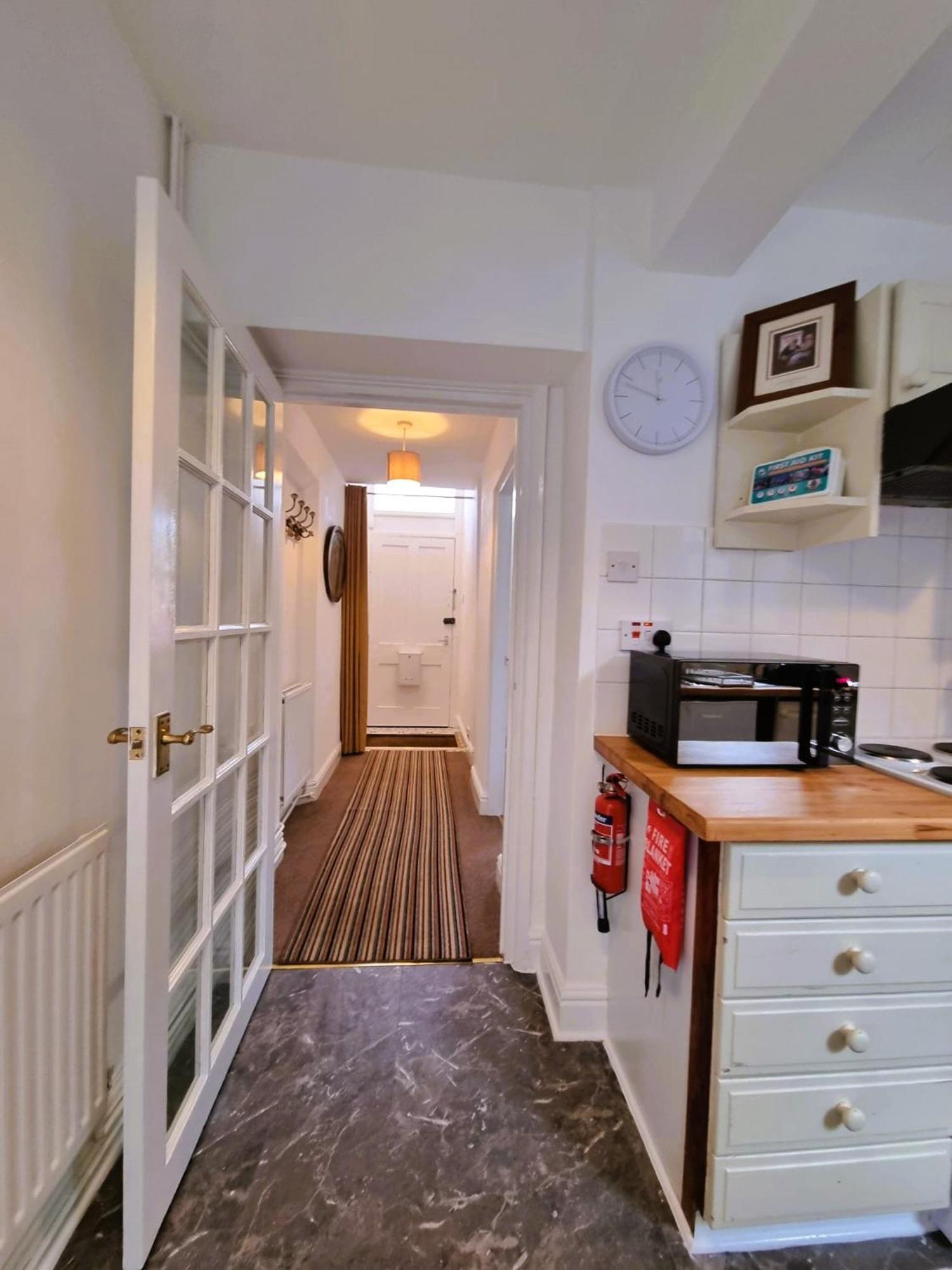 Station Cottage 霍伊斯 外观 照片